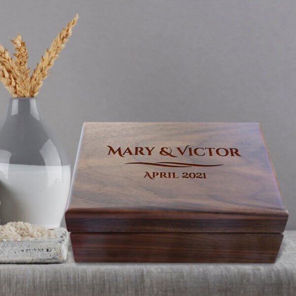 Engraved Anniversary Memory Box I Couples Gift for Him Her I Luxury Gi —  Make Memento