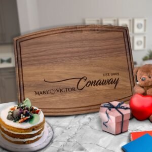 Personalized Cutting Board Wedding Gift, Customized Gift For Groom & Bride, Engraved Board for Engaged Couples, Christmas Present for Couple