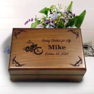 Riders Wedding Box, Custom Biker Gift, Motorcycle Gift for Men, Wooden Keepsake Jewelry Box, Retirement Gift for Riders, Biker Memorial Gift
