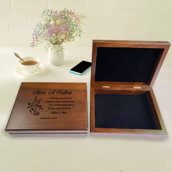 Customized retirement gifts for women, showcasing personal touches that reflect their journey and celebrate their next chapter.