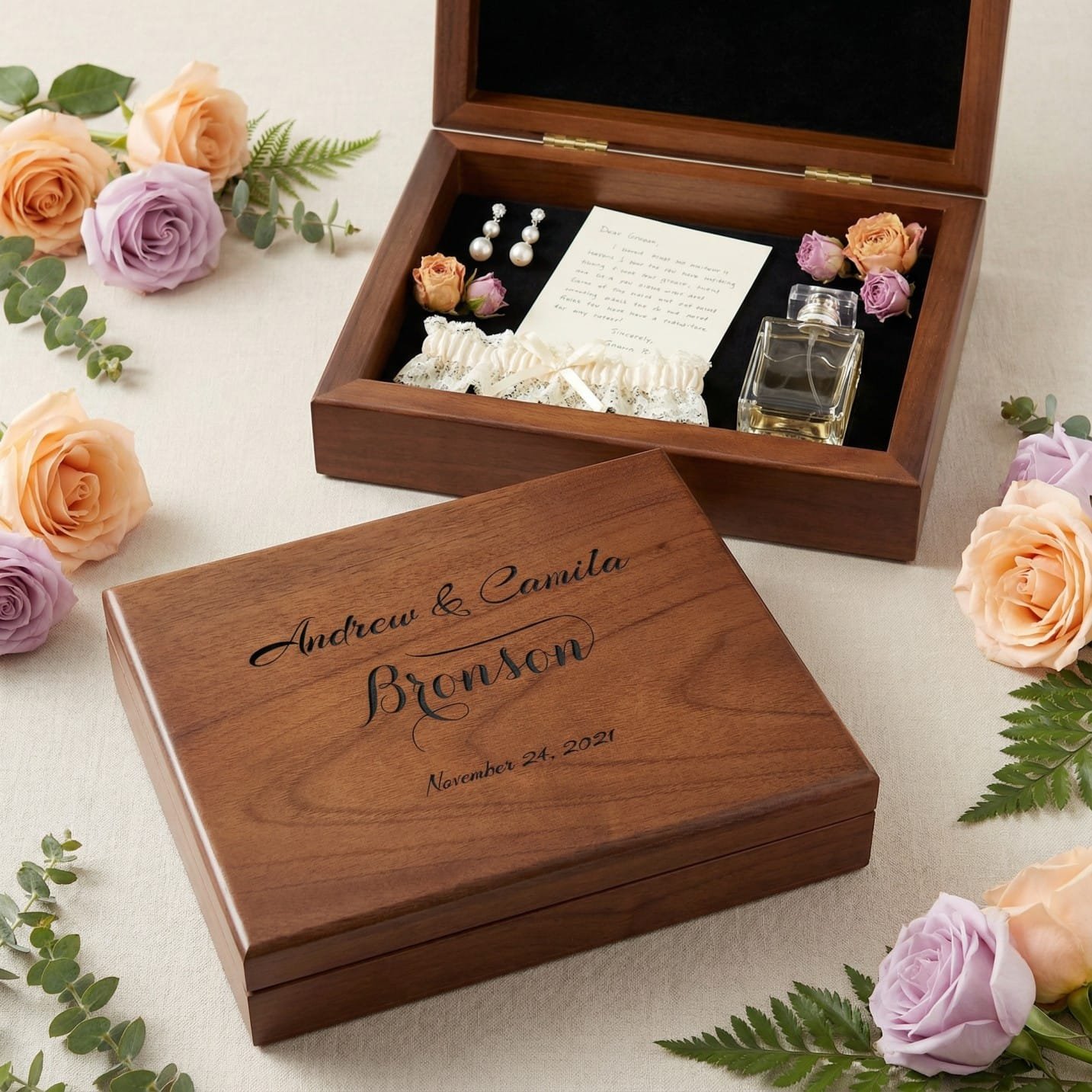 wedding gift box for couples: a timeless keepsake that adds a personal touch to their unforgettable day.