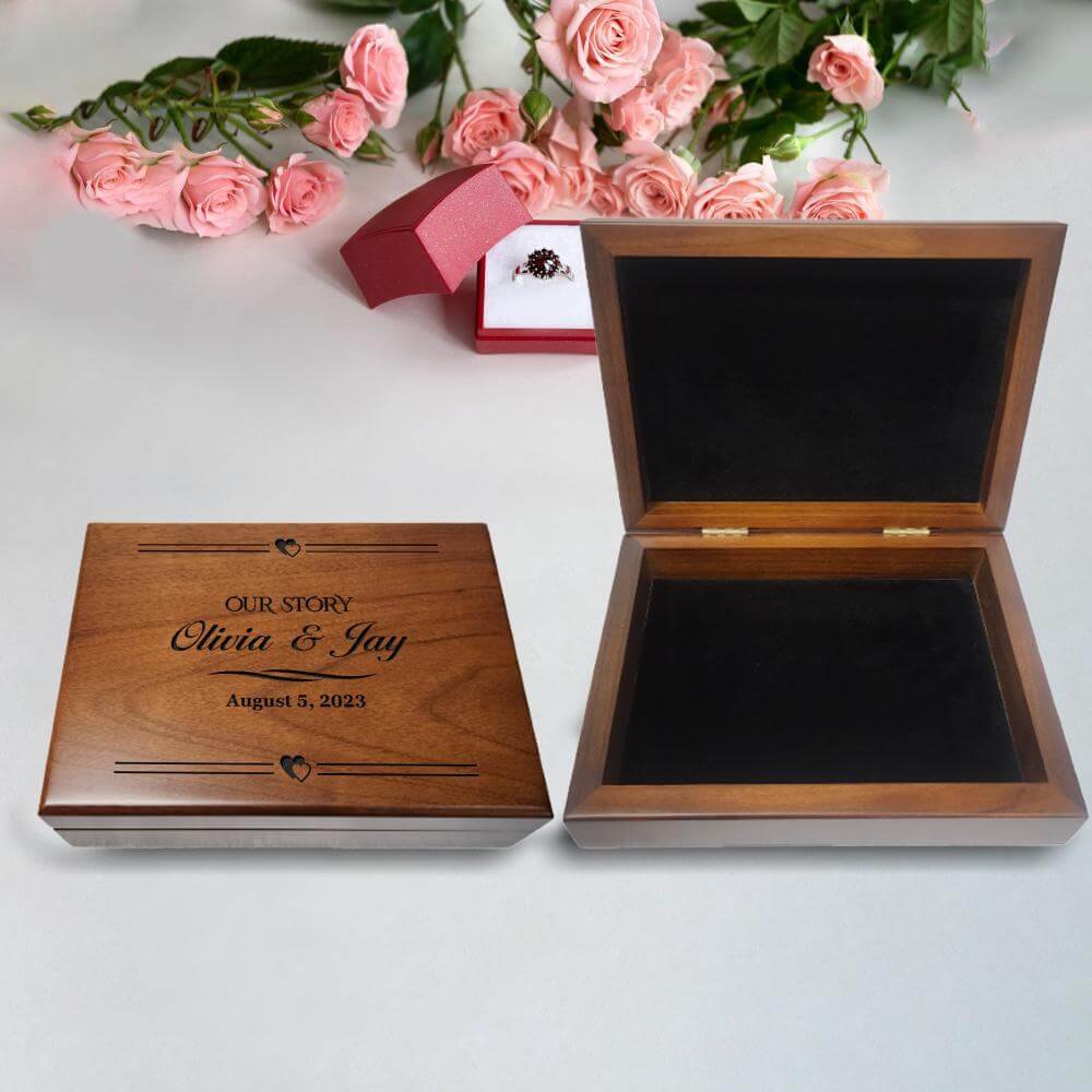 Wedding Memory Box: Engraved wooden box with personalized details. Perfect for preserving cherished memories.
